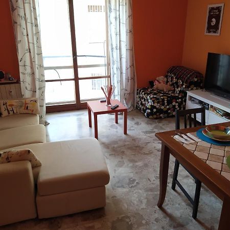 Vesuvio Corner - Spacious And Colorful Apartment In San Giorgio, Very Close To Napoli, Ideal For Families And Groups, Close To Pompeii, Sorrento... San Giorgio a Cremano Eksteriør bilde
