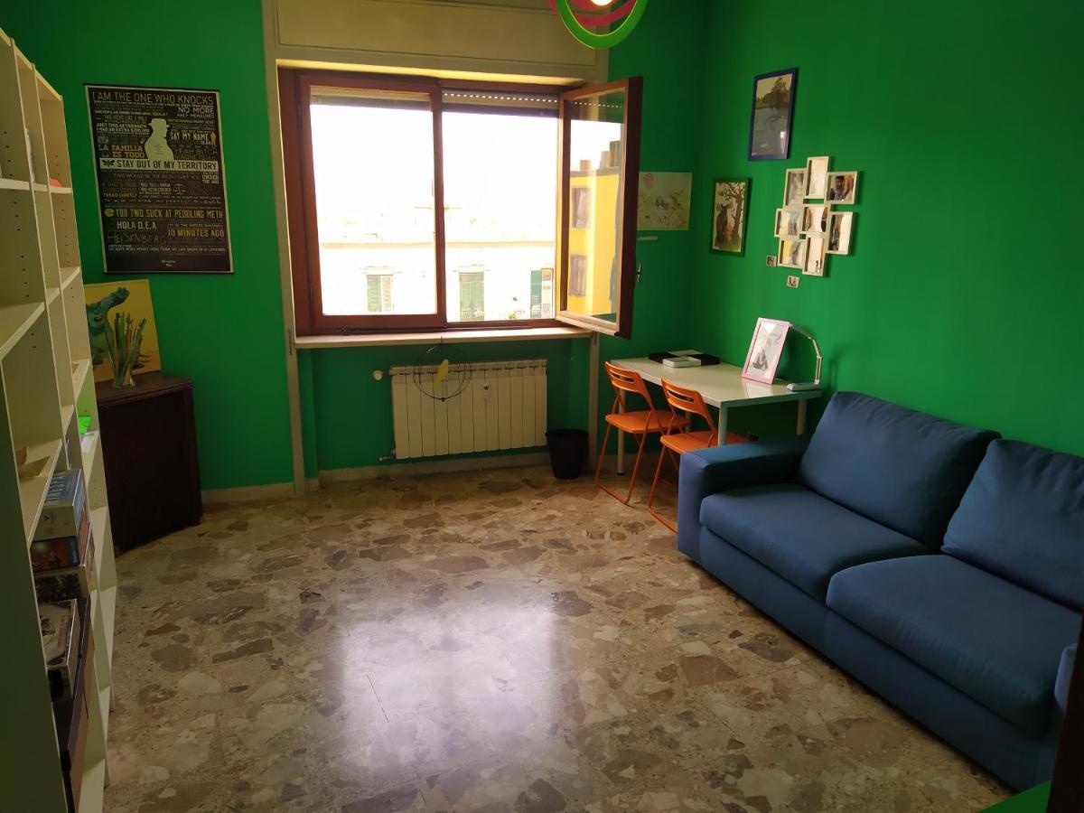 Vesuvio Corner - Spacious And Colorful Apartment In San Giorgio, Very Close To Napoli, Ideal For Families And Groups, Close To Pompeii, Sorrento... San Giorgio a Cremano Eksteriør bilde
